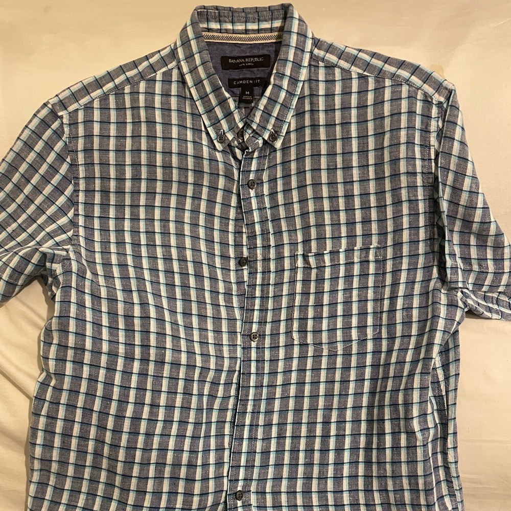 Banana Republic size medium Oxford shirt